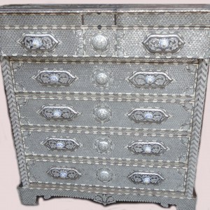 chest_fully_inlaid_motherofpearl
